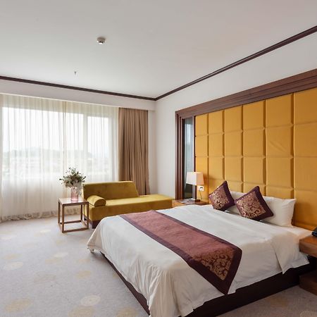 Lao Cai Star Hotel Exterior foto